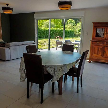 Gite : La Maison D'Apolline Trehorenteuc Esterno foto